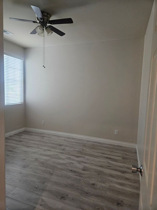 Building Photo - JESS RANCH - 3 BEDROOM