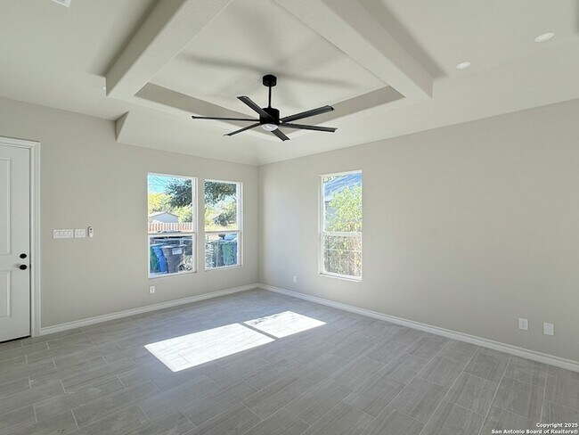 Building Photo - 411 Moselle Ave