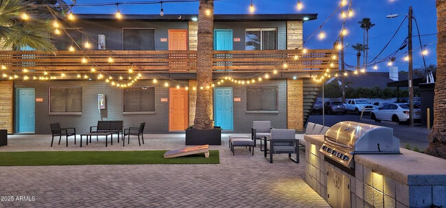 Building Photo - 4025 N 40th St