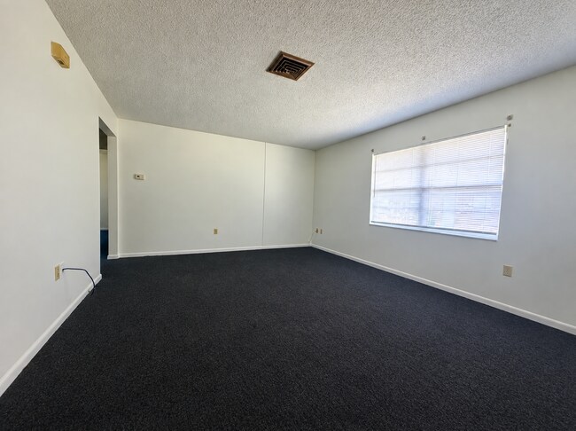 Building Photo - 275 25th St SW