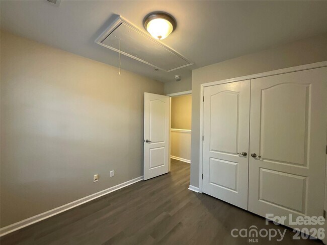 Building Photo - 1606 Termini Dr