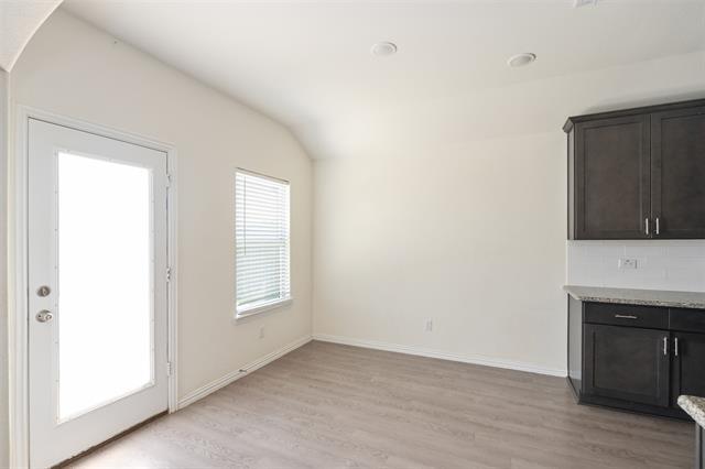 Building Photo - 117 Willowbend Loop