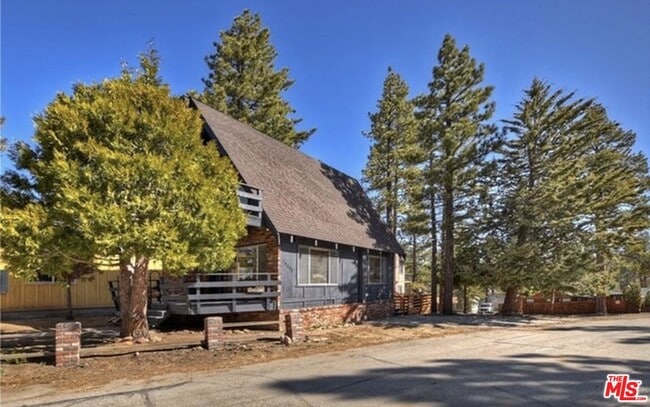 Building Photo - 350 Alden Rd