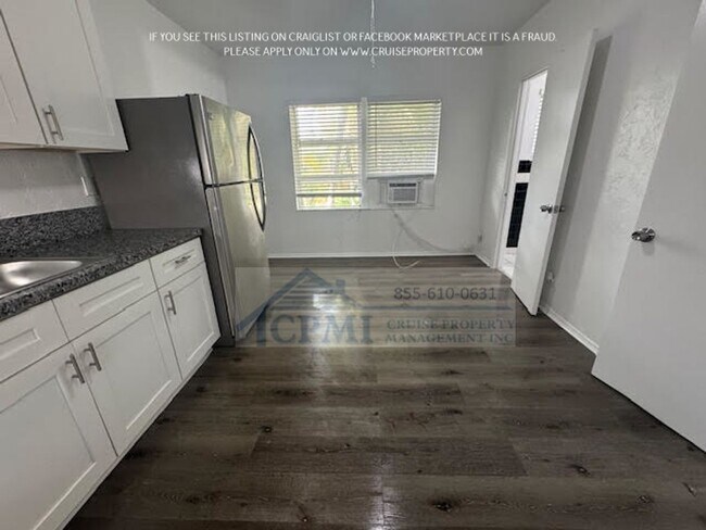 Interior Photo - Century East