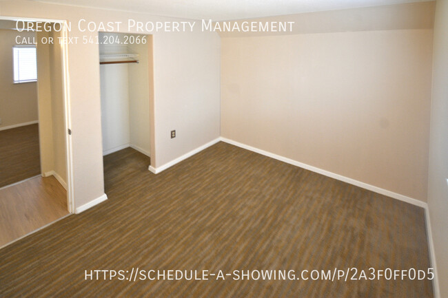 Building Photo - 2065 NW 34th St