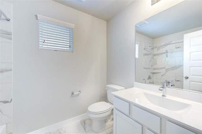 Building Photo - 2623 Finley Ln