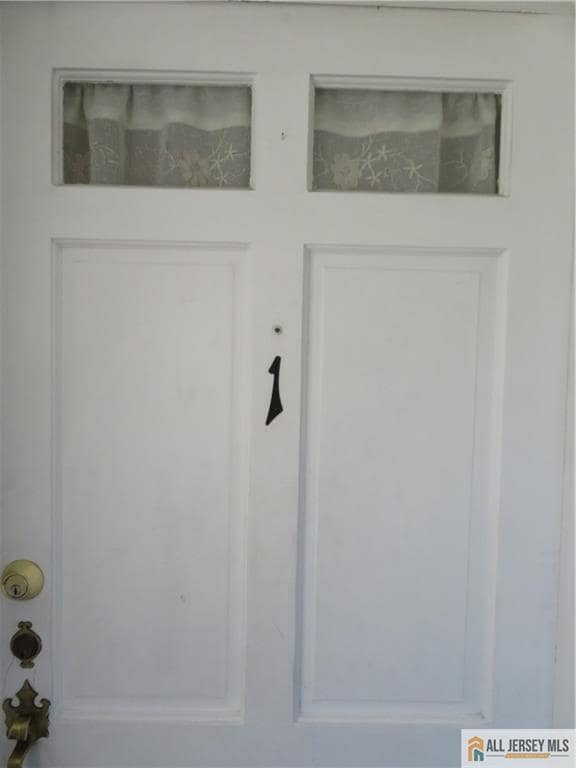 Building Photo - 52 Avenel St