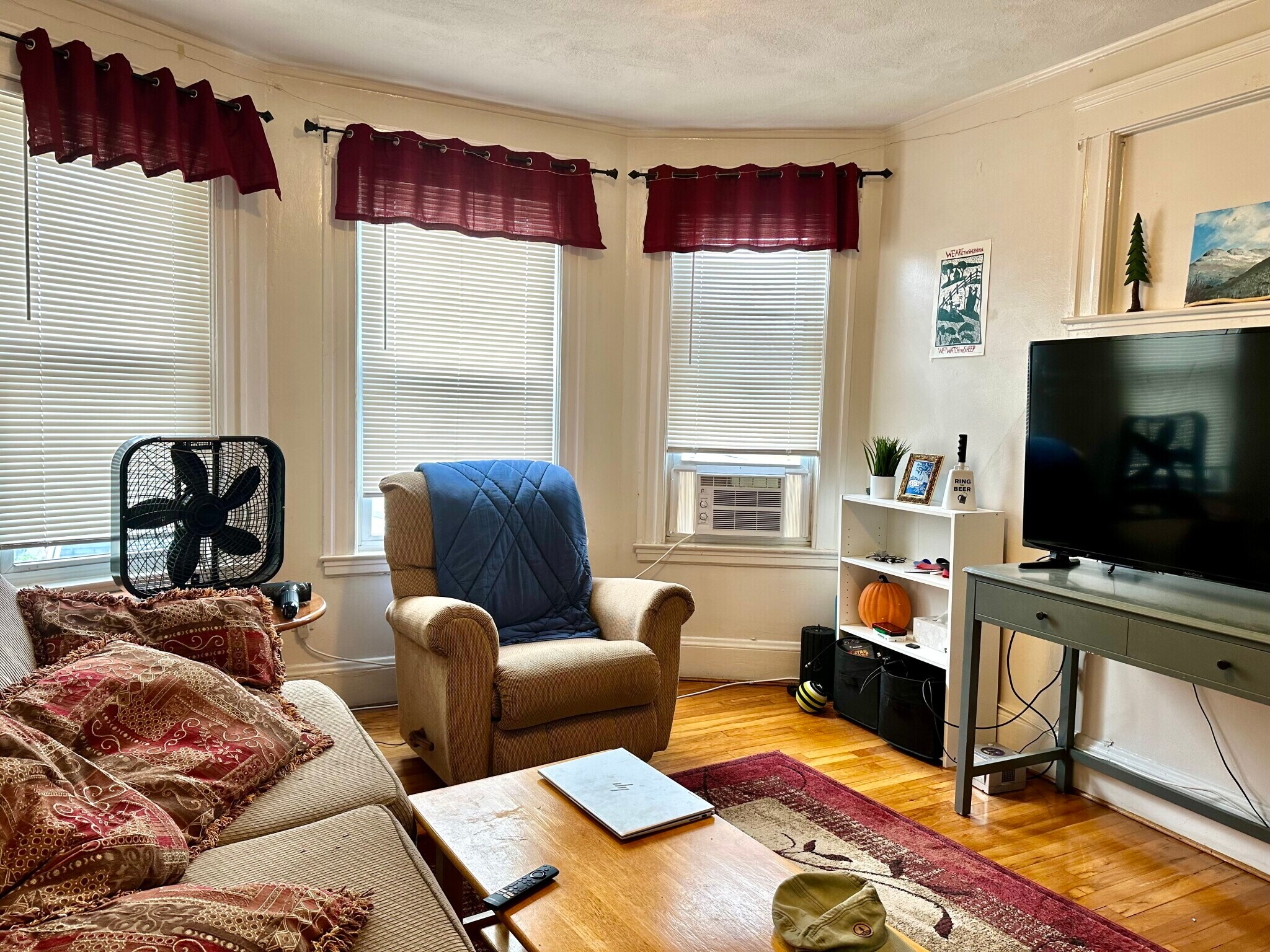 Building Photo - 223-225 Summer St. Unit 3L