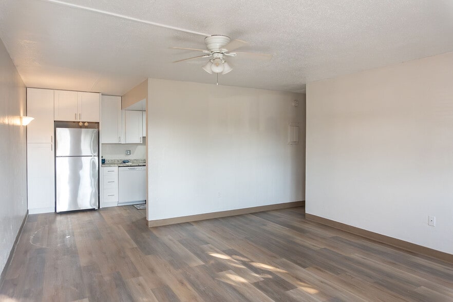 Building Photo - Lodge2765