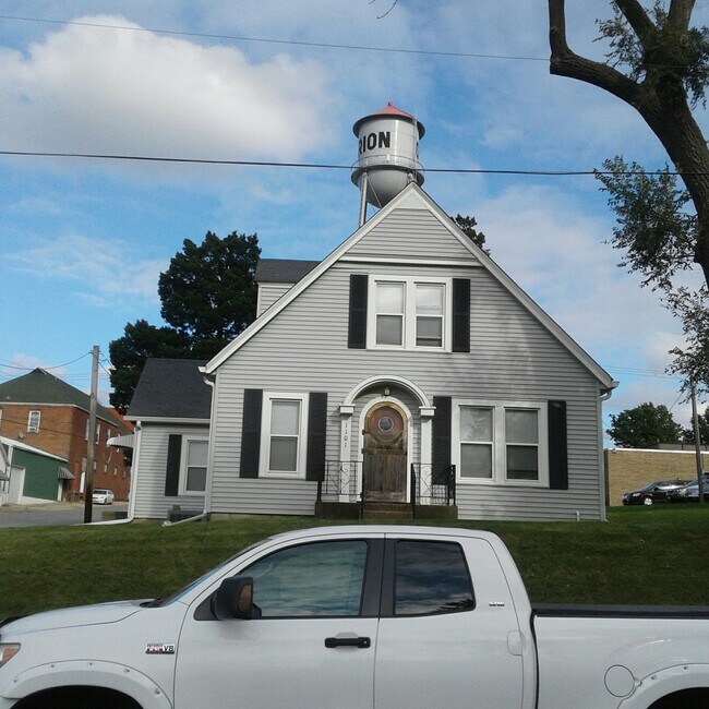 Primary Photo - 1101 3rd St
