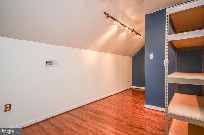 Building Photo - 13776 Lambertina Pl