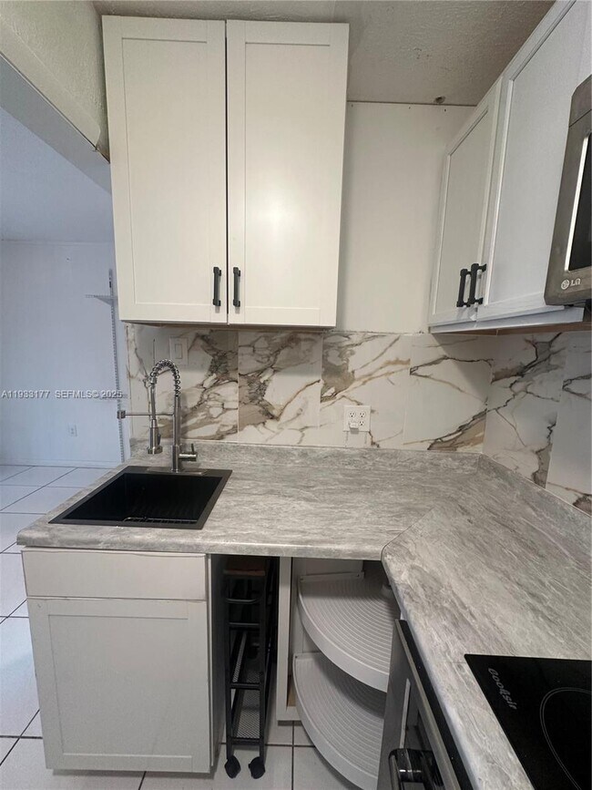 Building Photo - 7606 Embassy Blvd