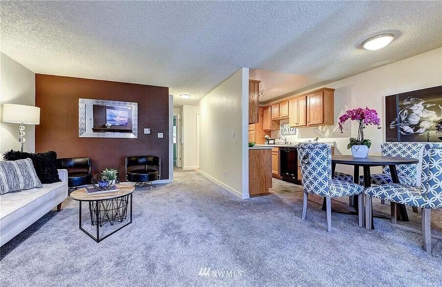 Building Photo - 12736 NE 116th Ln