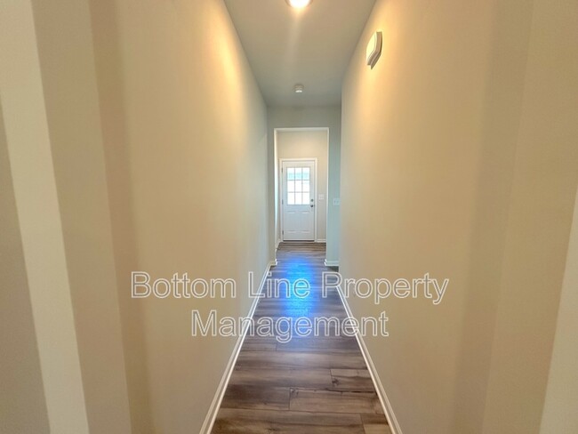 Building Photo - 4475 Potters Wheel Dr