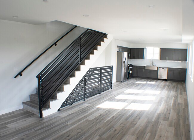Open Kitchen - 2106 Hauser Blvd