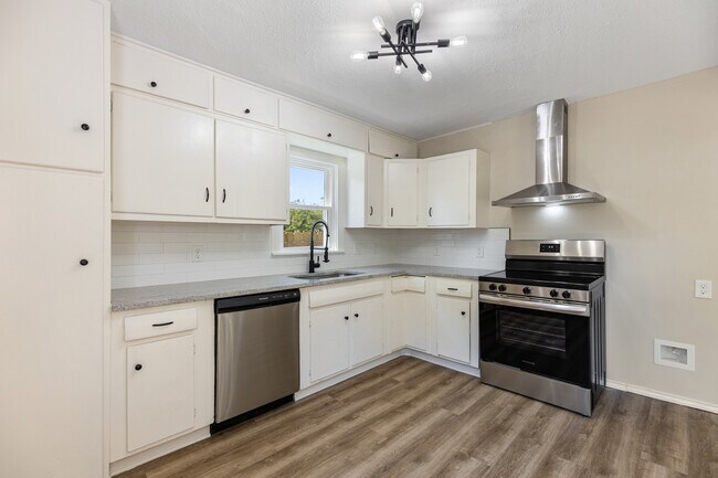 Building Photo - 3120 NW 29th St