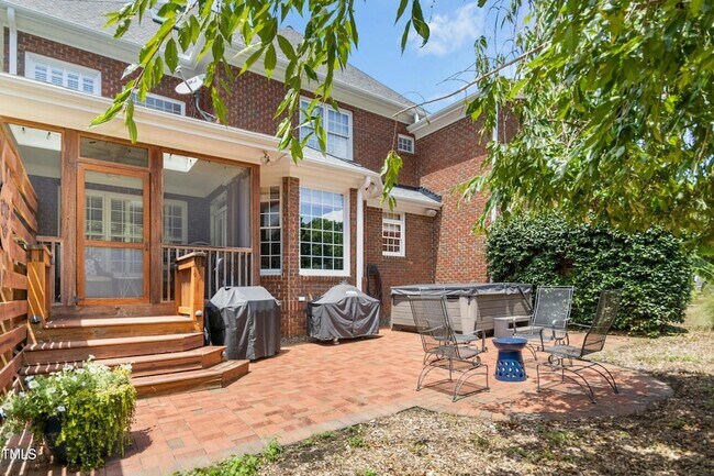 Building Photo - 2432 Baileys Landing Dr