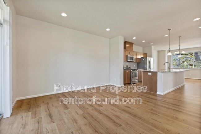 Building Photo - 13086 SW Aubergine Ter