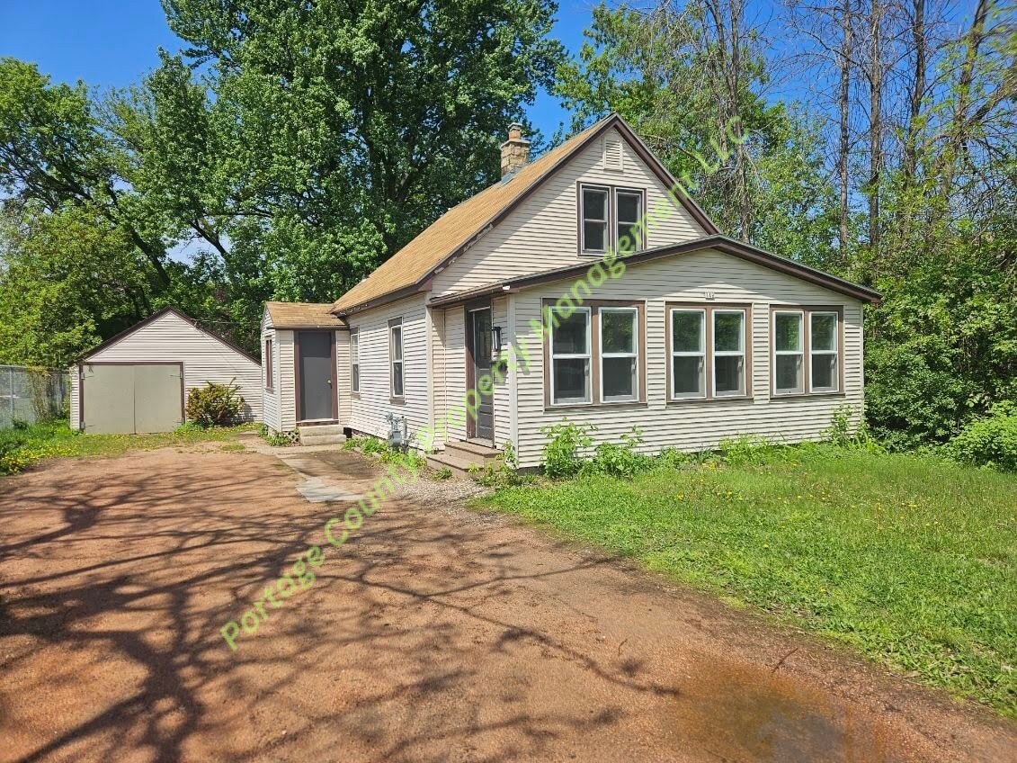 Building Photo - 748 Isadore St