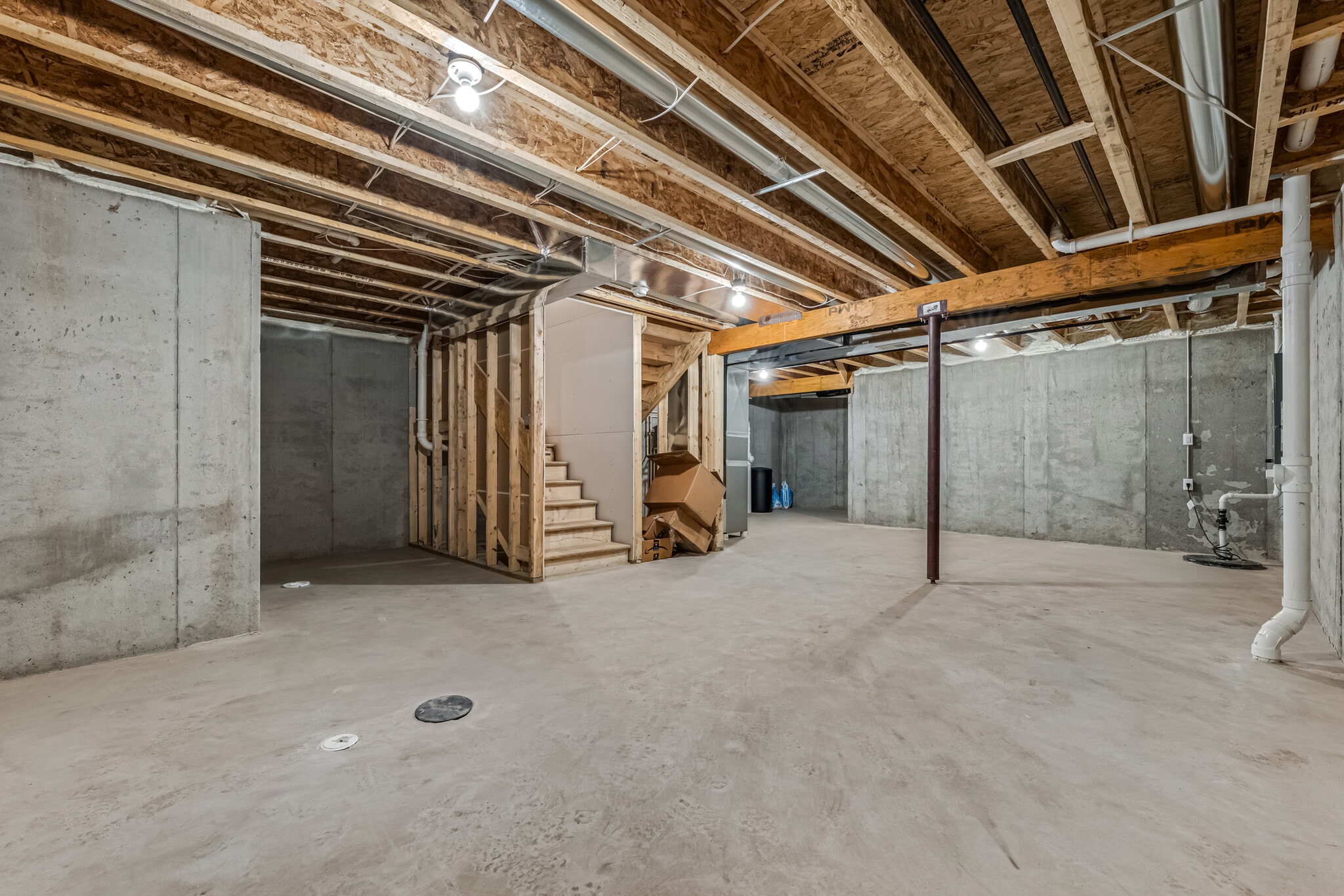 Building Photo - 1638 Happy Trails Rd