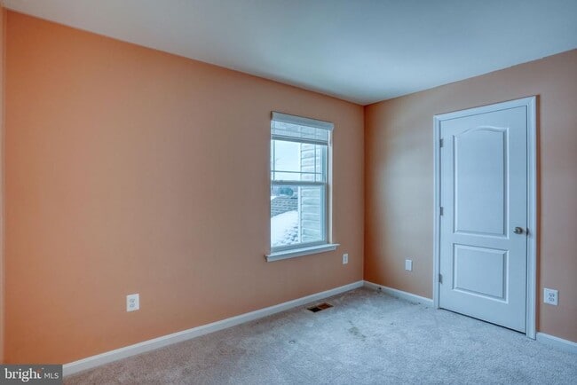 Building Photo - 101 Beaufort Ct