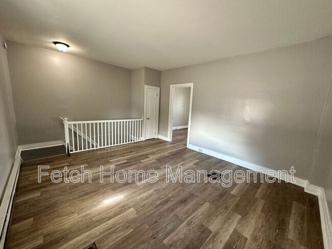 Building Photo - 512 Spruce St