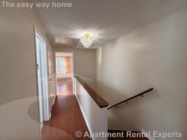 Building Photo - 7 Myrtle St