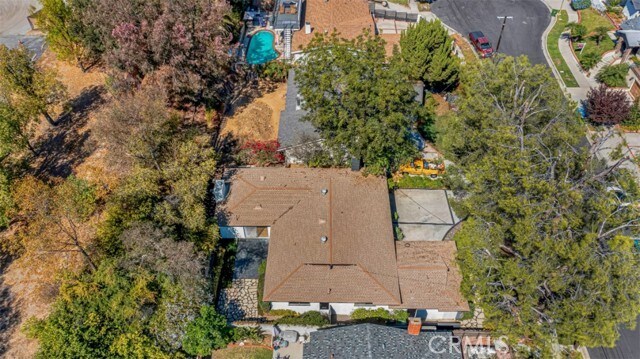 Building Photo - 9425 McLennan Ave.