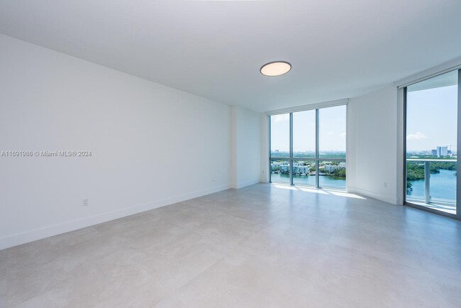 Building Photo - 17111 Biscayne Blvd