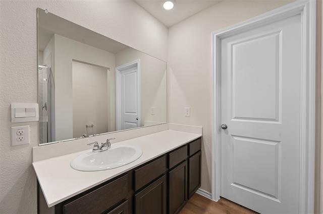 Building Photo - 2324 Burleson Rd