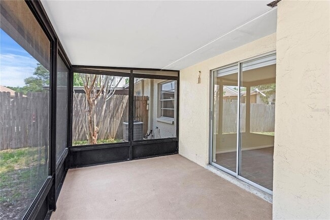 Building Photo - 13046 Leverington St