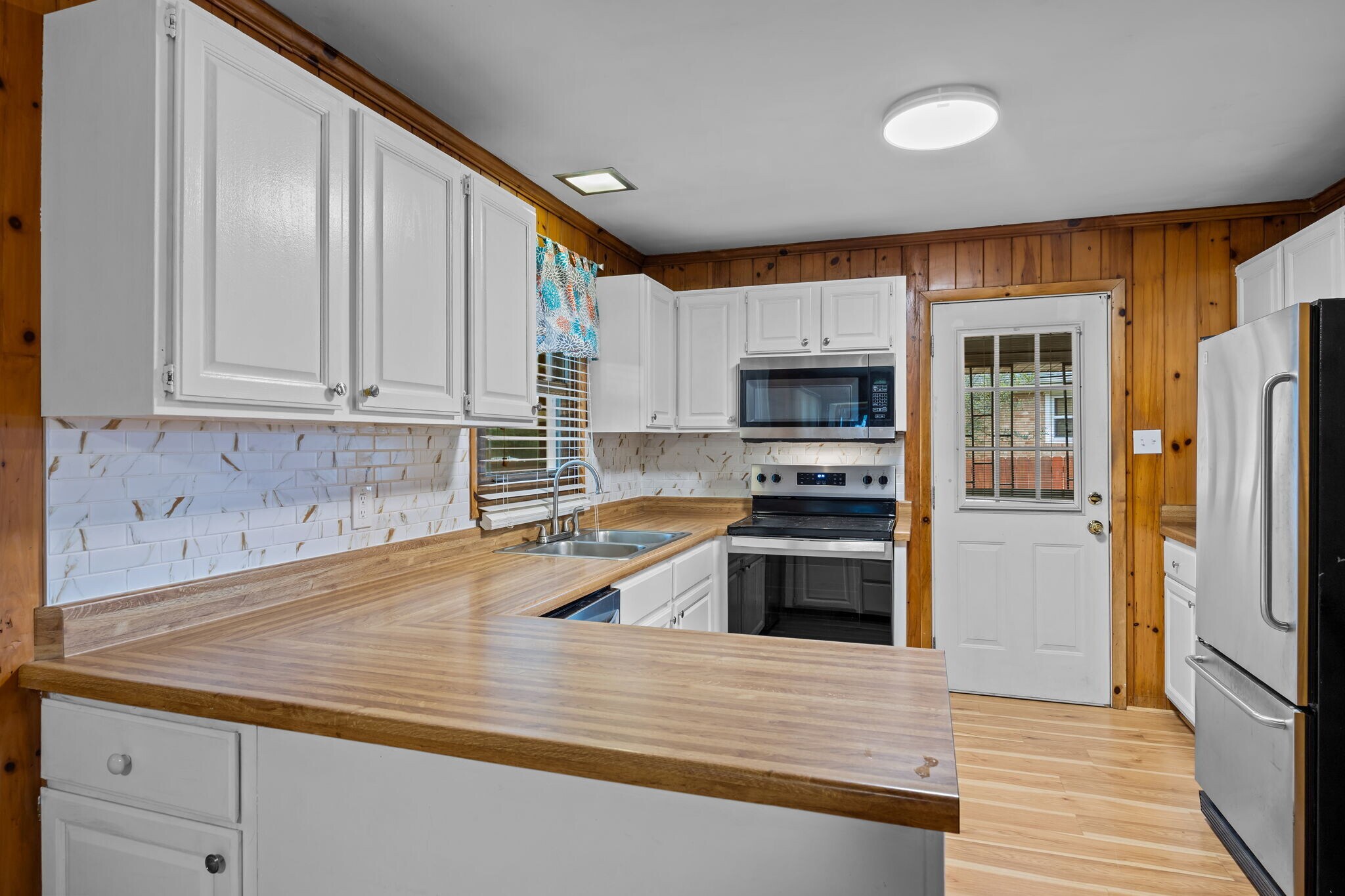 Building Photo - 4104 Jane Ln