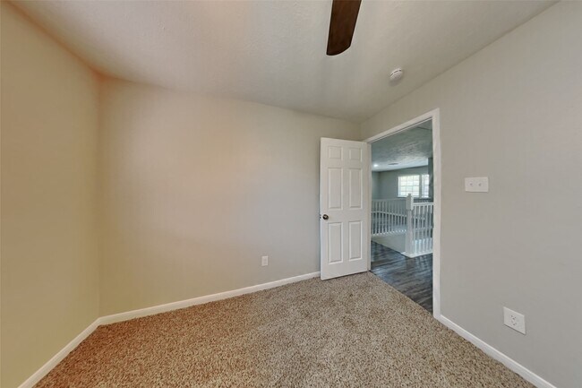 Building Photo - 16423 Concord Falls Ln