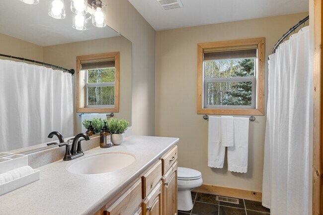 Building Photo - 4801 Conifer Dr