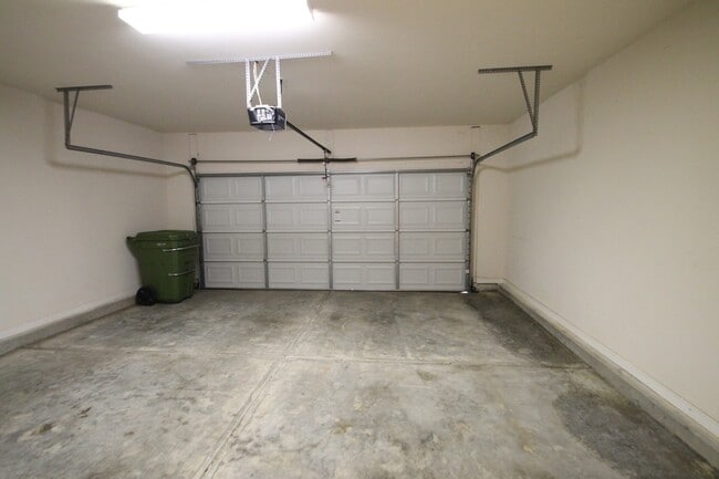 Building Photo - Exclusively Offered by Muse Realty, LLC