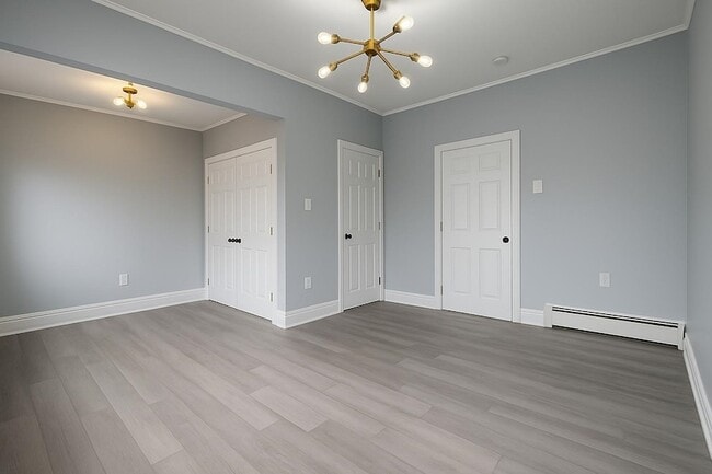 Building Photo - 396 Woodlawn Ave