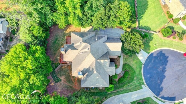 Building Photo - 8920 Doral Dr
