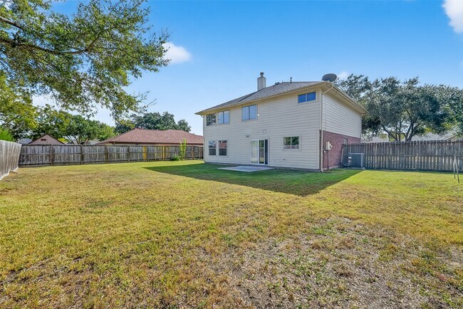 Building Photo - 7115 Renfro Dr