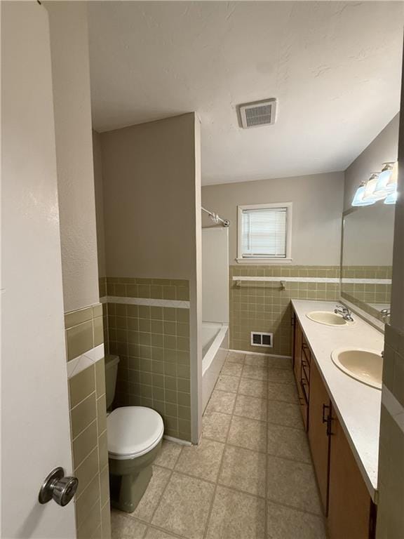 Building Photo - 209 Russell Dr