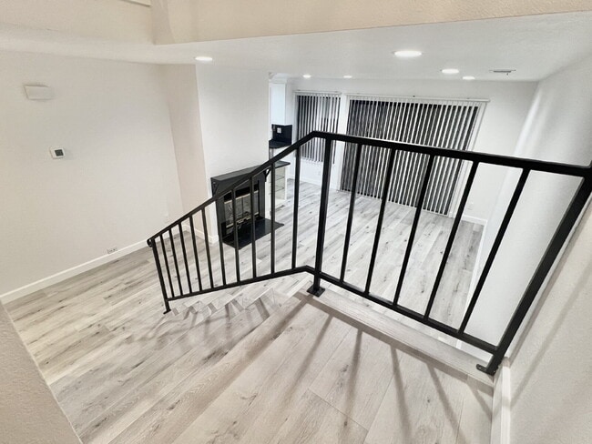 Building Photo - Remodeled 2 Bedroom home San Jose Home in great location