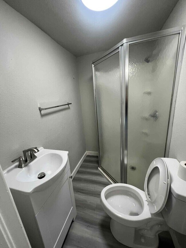 Building Photo - SUMMER SPECIAL: HALF OFF FIRST MONTH RENT!...