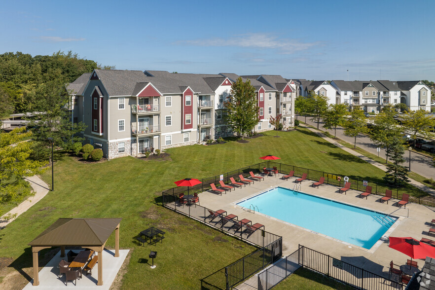 Community - Fairfield Apartments