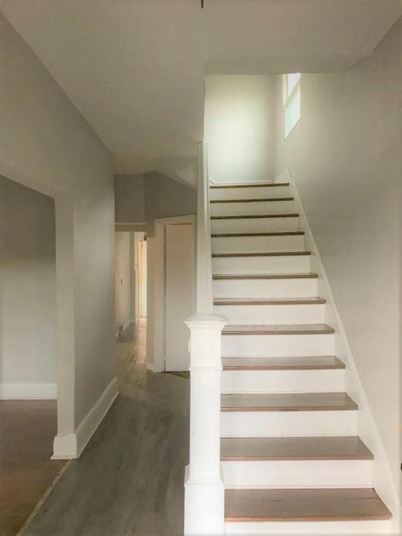 Building Photo - Marwood Avenue 537