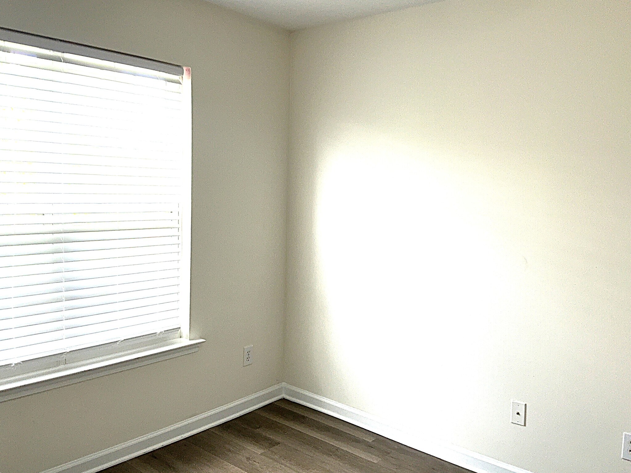 Building Photo - 612 Woodson Dr