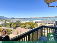 Building Photo - New: 2Bd Water View Flat in Sausalito