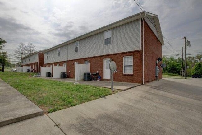 Building Photo - 299-B3 Raleigh Drive