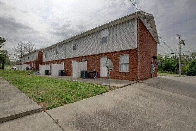 Building Photo - 299 Raleigh Dr