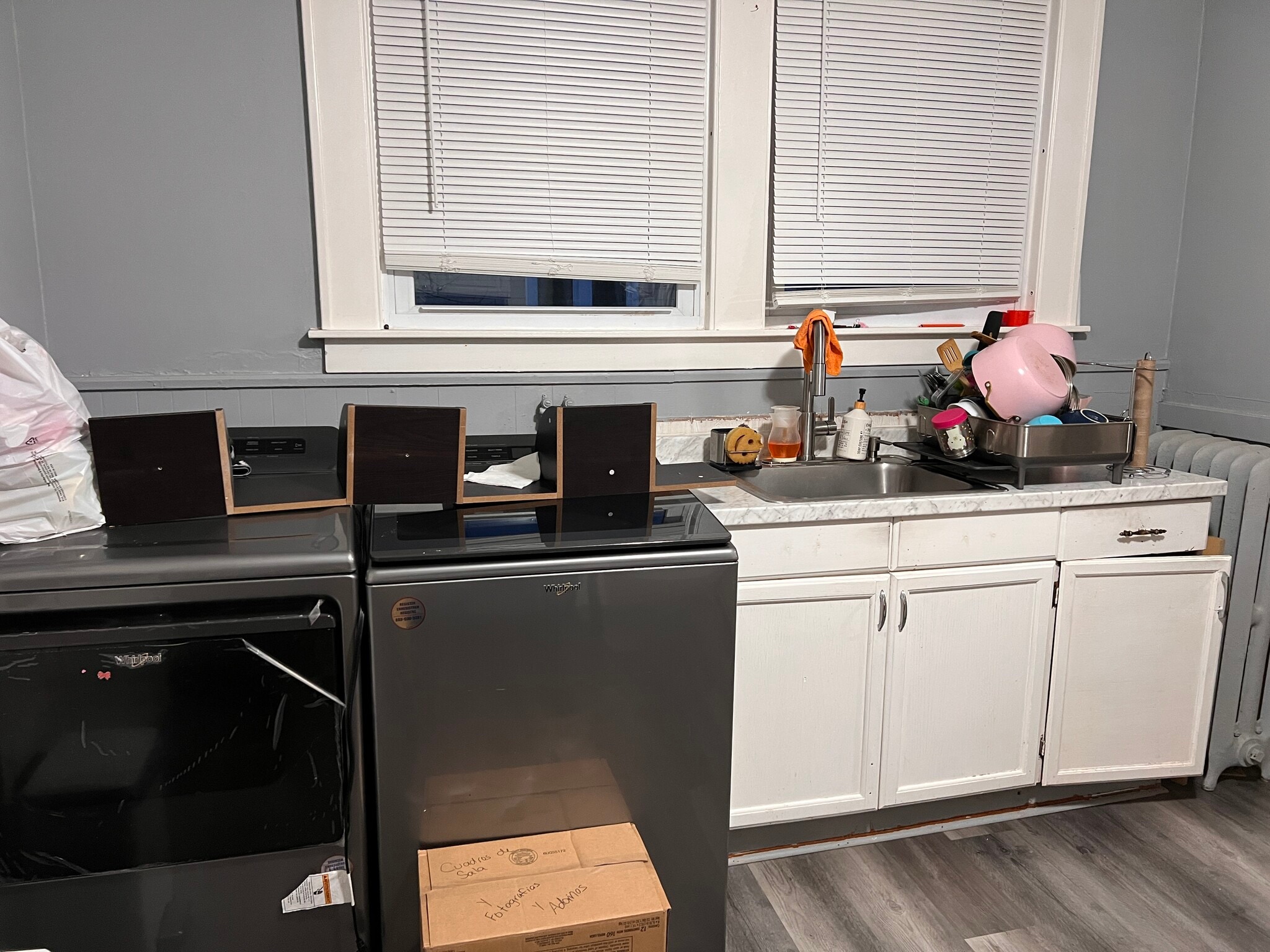 Building Photo - 118 Divinity St