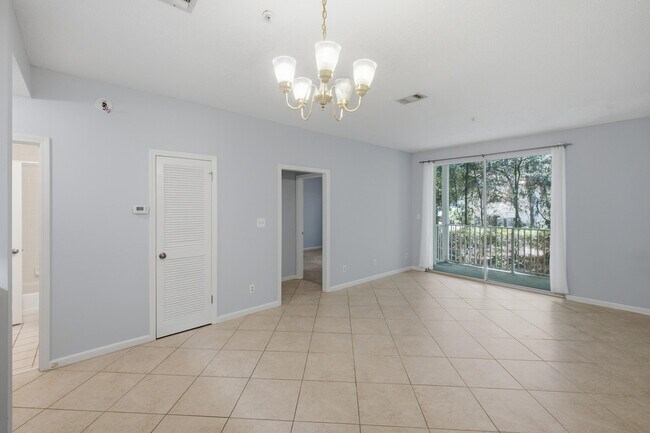 Building Photo - 200 Sandestin Ln