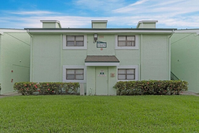 Building Photo - NICE 2/1 UNIT AVAILABLE AT THE PRESERVE in SUNRISE